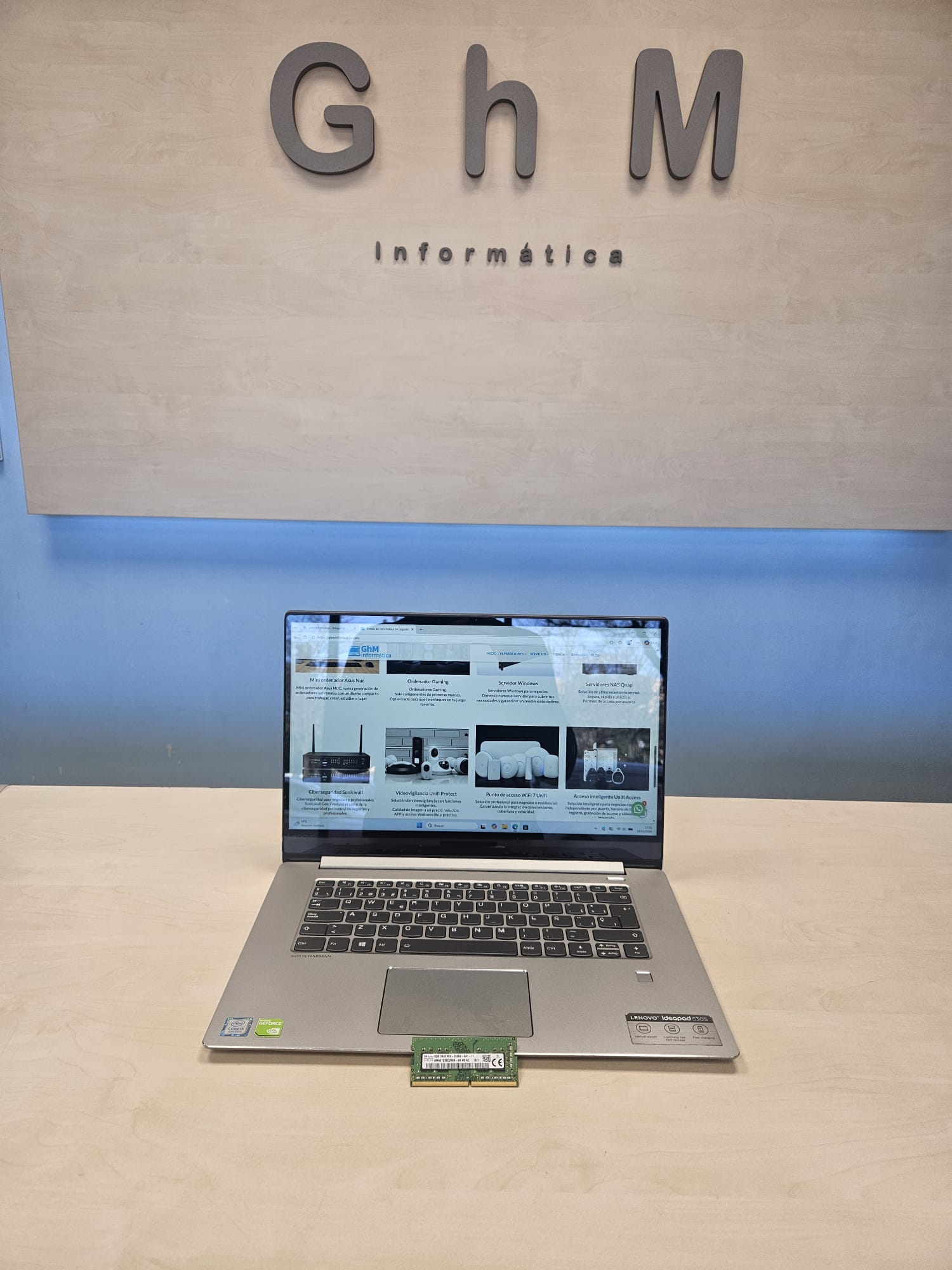 Lenovo Ideapad 530S RAM reparación ghminformatica