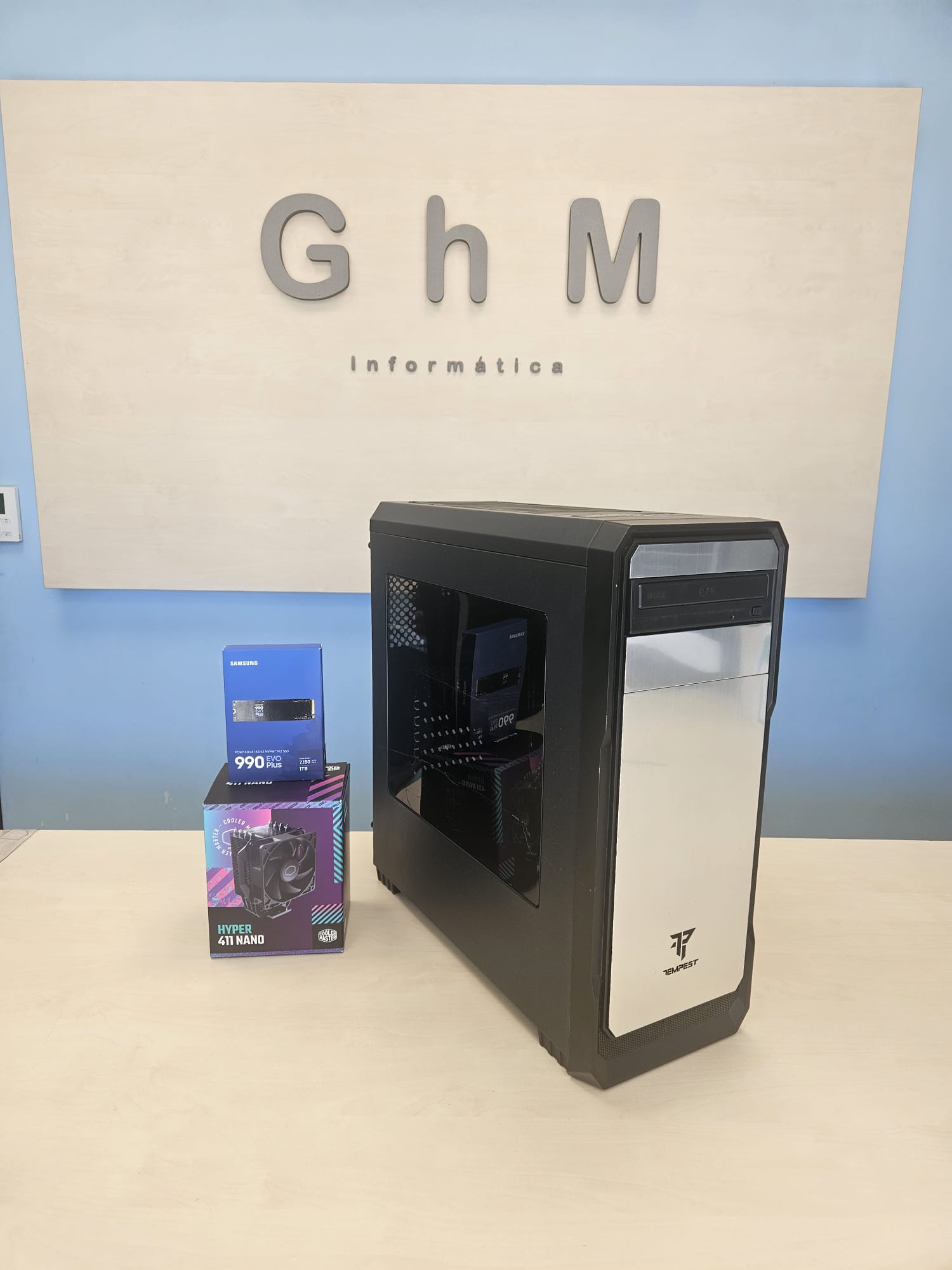 ordenador gaming SSD refrigeración ghminformatica