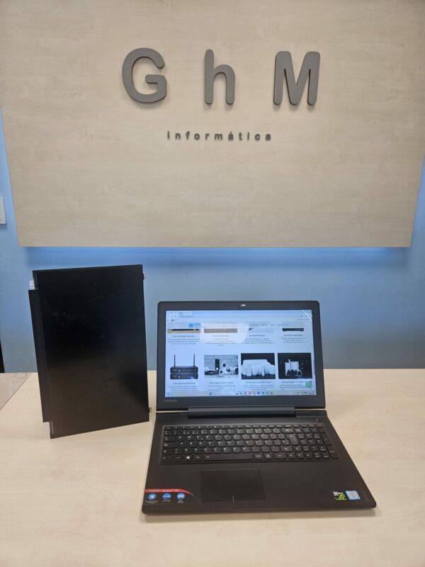 Lenovo Ideapad 700 pantalla sustituida ghminformatica